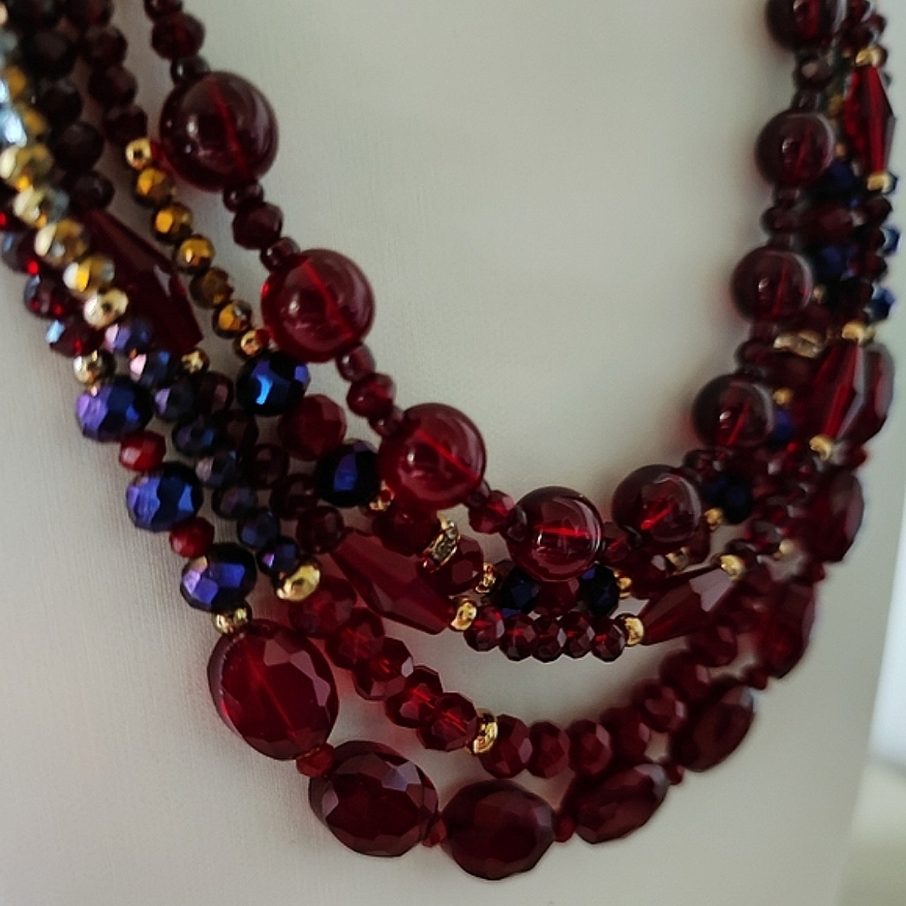 NRQ Ruby Red Faceted Glass Crystal and Purple Beaded Gold Tone Necklace Signed - Picture 5 of 16
